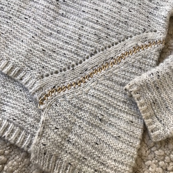 Metal chain detail oatmeal sweater w cutouts - Picture 3 of 5